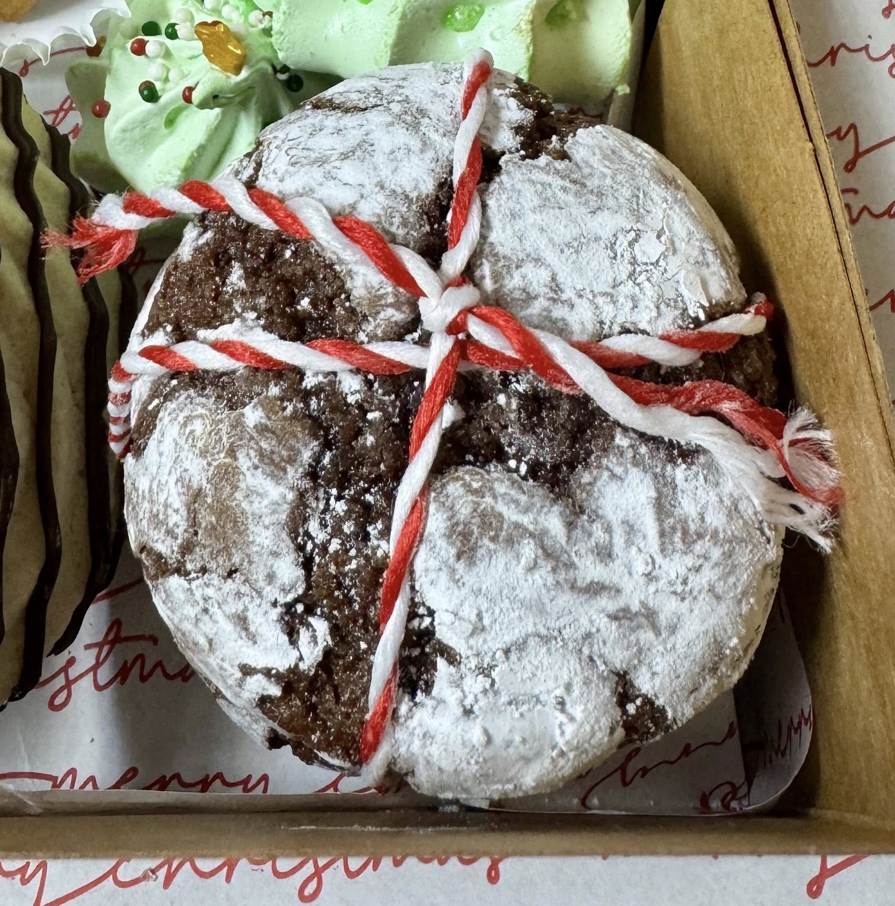 Hot Cocoa Crinkle cookies